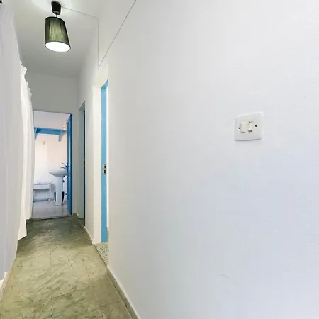 La Marina Ch Guest house